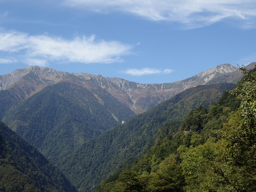 北岳と間ノ岳が一望できる