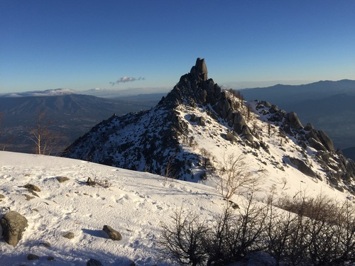 冬のオベリスク