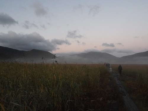 早朝の尾瀬ヶ原