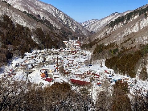 中土合公園展望台からの檜枝岐村全景
